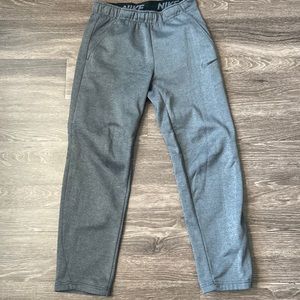 Nike dri fit grey sweatpants size small